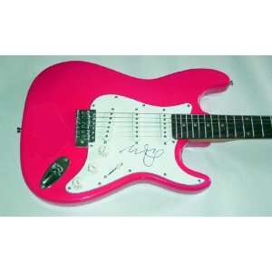 Miley Cyrus Autographed Signed Pink Guitar & Exact Video 