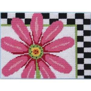  Pink Daisy & Checks   Needlepoint Kit Arts, Crafts 