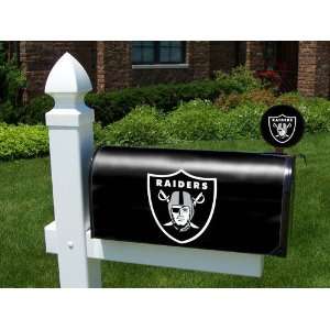   DO NOT USE Oakland Raiders Mailbox Cover and Flag