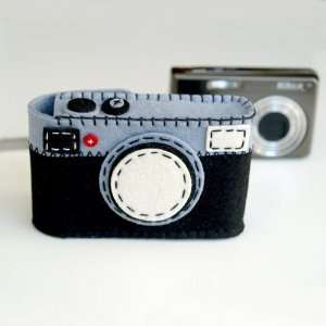  Retro Style Felt Camera Case Black: Camera & Photo