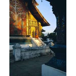  Classic Lao Temple Architecture, Wat Xieng Thong, Luang 
