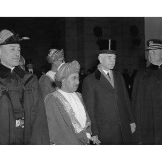 1938 photo Sultan Wayyid Said Bin Taimur Bin Faisal arriving in Wash 