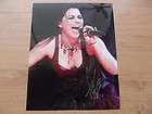 EVANESCENCE AMY LEE RARE AMAZING PIC PERSON SIGNED  
