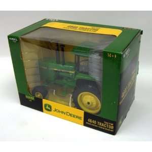  1/16th John Deere 4640 Dealer Edition Tractor: Toys 