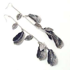Awesome Bijoux Stella Vintage Look LONG 7 Many Leaf Dangles Chain 