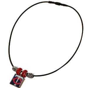    MINNESOTA TWINS OFFICIAL 18 MLB NECKLACE