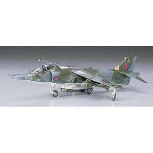    Hasegawa 1/72 Harrier Gr. Mk.3 Airplane Model Kit: Toys & Games
