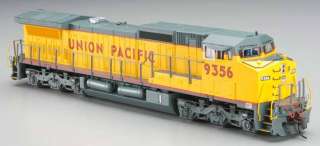 NEW Bachmann Spectrum GE Dash 8 40CW Union Pacific #9356 HO 83507 NIB 
