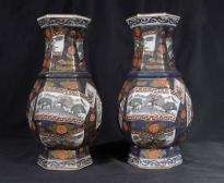 Pair Japanese Kutani Porcelain Vases Urn Pottery  
