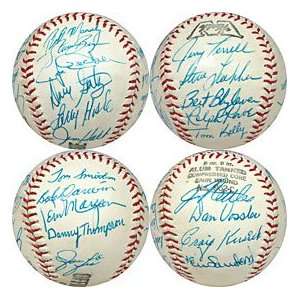  1976 Minnesota Twins Autographed / Signed Baseball Sports 
