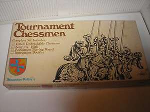 VINTAGE GAME TOURNAMENT CHESSMEN 1968 