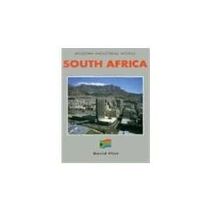 South Africa (Modern Industrial World) David Flint 9780817245542 