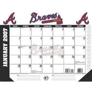 Atlanta Braves 2007 Office Desk Calendar:  Sports 