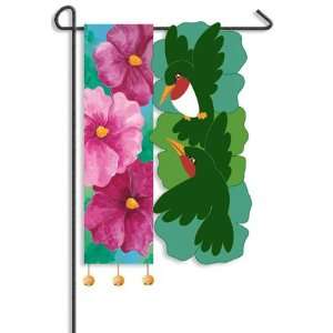   Hummingbird 3D Effect Garden Flag Banner 13x18: Patio, Lawn & Garden