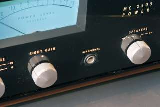 Mcintosh Mc2505 Power Amplifier With Wood Case; 50W x 2. In very good 