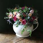 THE REAL FLOWER COMPANY Chelsea 2012 antique/pink bouquet in jug