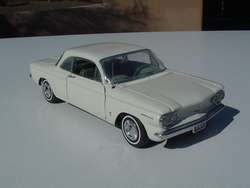 FRANKLIN MINT 1960 CHEVROLET CORVAIR MONZA 2 DOOR CLUB COUPE   WHITE 