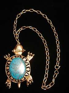 Vintage Turtle Faux Turquoise Cabochon with Chunky Silver Tone Chain 