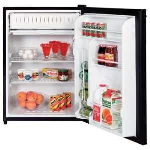  GE Spacemaker GMR06AAZ 5.7 cu ft Compact Refrigerator 