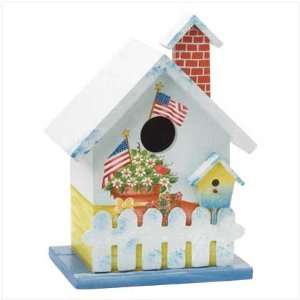  American Wood Bird House 