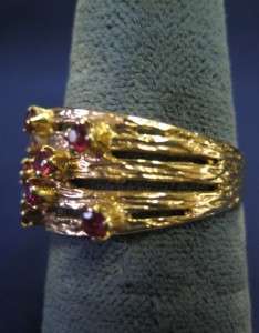 10K YELLOW GOLD 10 STONE RICHLY COLORED RUBY LADIES RING SIZE 6 1/2 