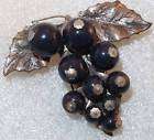 Vtg CHERRY RED Cluster Grape Dress Clip This so pretty and bright 