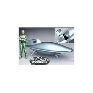   Martian Uncle Martin & Spaceship 1/18 Scale Plastic Toys & Games